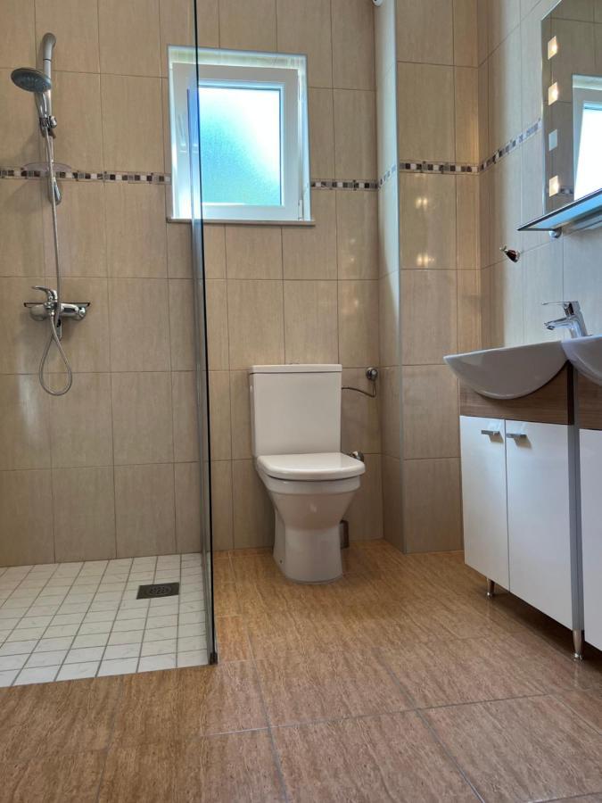 Apartments Angela Cesarica Zewnętrze zdjęcie