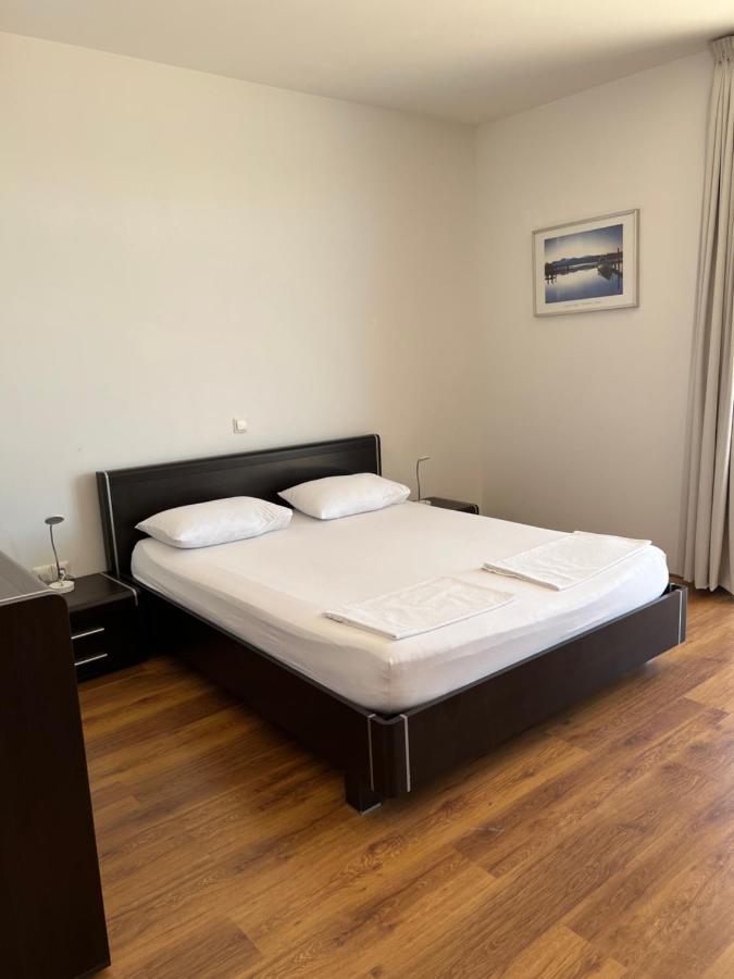 Apartments Angela Cesarica Zewnętrze zdjęcie